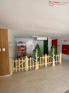 Apartamento no condomínio Atlântico Ville, 2/4 suite e closet, uma moradia que reflete o espírito vibrante de Jardim Armação.