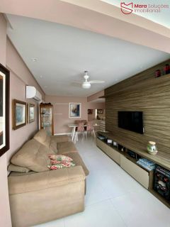 Apartamento no condomínio Atlântico Ville, 2/4 suite e closet, uma moradia que reflete o espírito vibrante de Jardim Armação.