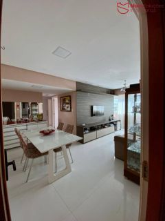 Apartamento no condomínio Atlântico Ville, 2/4 suite e closet, uma moradia que reflete o espírito vibrante de Jardim Armação.