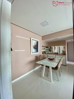 Apartamento no condomínio Atlântico Ville, 2/4 suite e closet, uma moradia que reflete o espírito vibrante de Jardim Armação.