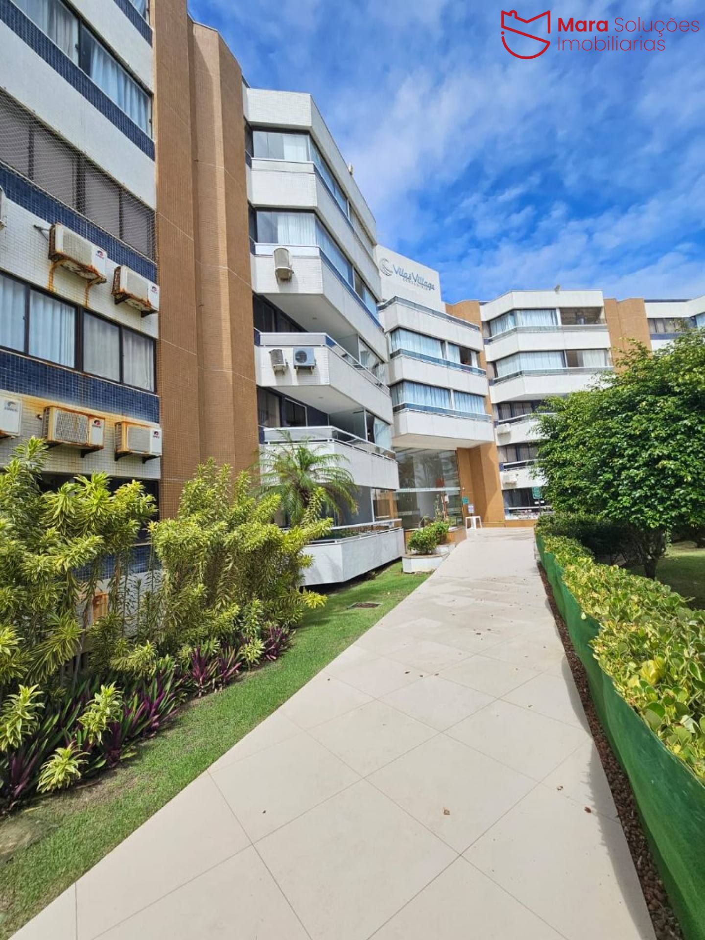 Apartamento com cobertura, vista mar e área gourmet – incluso taxas em Vilas do Atlântico.