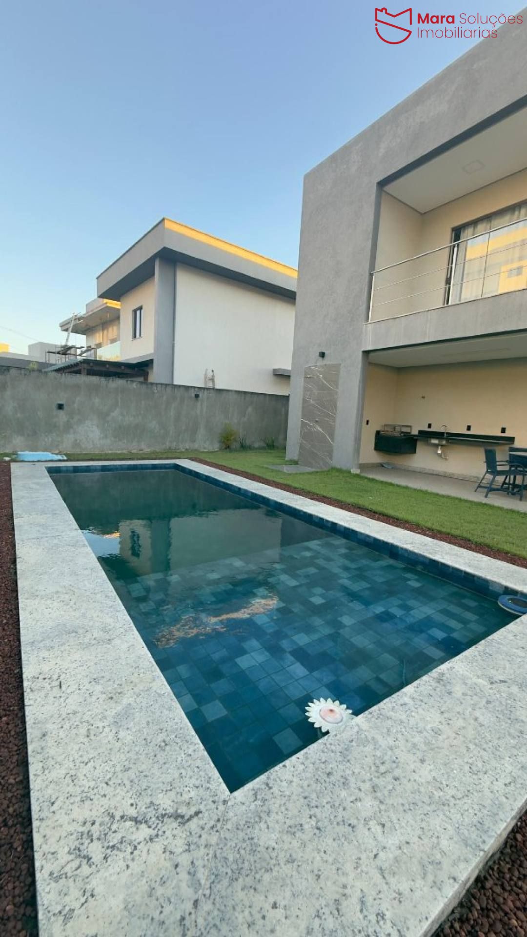 Casa Para locação no Alphaville Litoral Norte 3.