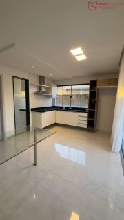 Casa Para locação no Alphaville Litoral Norte 3.