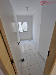 Excelente apartamento de 2 quartos em Itapuã.