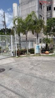 Apartamento 2/4 no cond. mar de Abrantes.