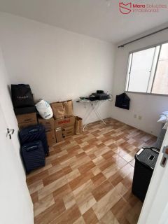 Apartamento 2/4 no cond. mar de Abrantes.