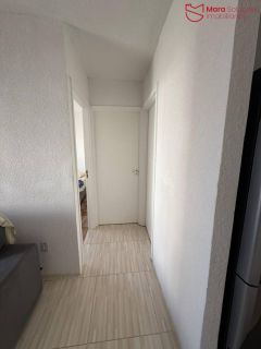 Apartamento 2/4 no cond. mar de Abrantes.