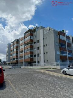 Apartamento a poucos metros da praia com vista mar no Praia do Flamengo – 2/4 com suíte, 68m², todo climatizado, 2 vagas e porteira fechada – pronto para morar!