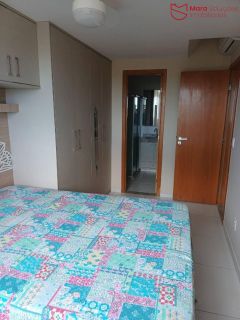 Apartamento a poucos metros da praia com vista mar no Praia do Flamengo – 2/4 com suíte, 68m², todo climatizado, 2 vagas e porteira fechada – pronto para morar!