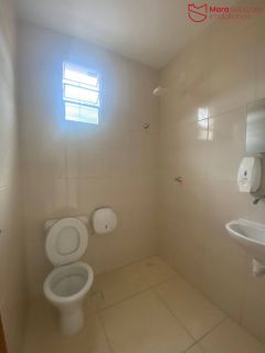 GALPÃO NOVO PARA LOCAÇÃO EM ABRANTES | 380m² | PÉ DIREITO ALTO | EXCELENTE LOCALIZAÇÃO
