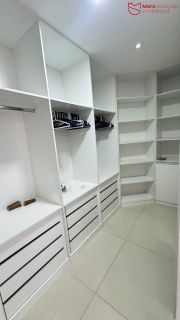 CASA DE ALTO PADRÃO PARA LOCAÇÃO – BURAQUINHO  Exclusividade, conforto e liberdade em uma das melhores regiões de Lauro de Freitas.