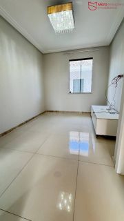 CASA DE ALTO PADRÃO PARA LOCAÇÃO – BURAQUINHO  Exclusividade, conforto e liberdade em uma das melhores regiões de Lauro de Freitas.