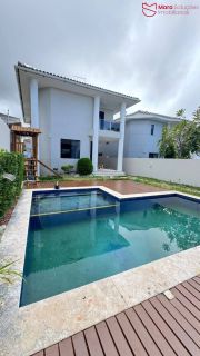 CASA DE ALTO PADRÃO PARA LOCAÇÃO – BURAQUINHO  Exclusividade, conforto e liberdade em uma das melhores regiões de Lauro de Freitas.