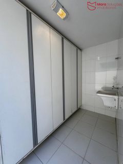 Viva o alto padrão no Alphaville Litoral Norte 1