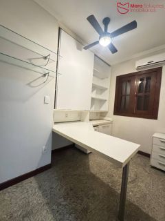Casa de alto padrão em Vilas do Atlântico – localização privilegiada