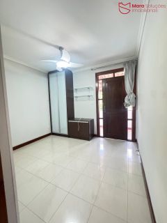 Casa de alto padrão em Vilas do Atlântico – localização privilegiada