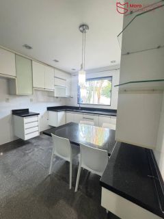 Casa de alto padrão em Vilas do Atlântico – localização privilegiada