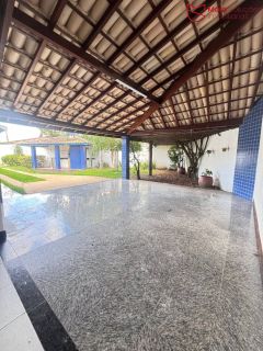 Casa de alto padrão em Vilas do Atlântico – localização privilegiada