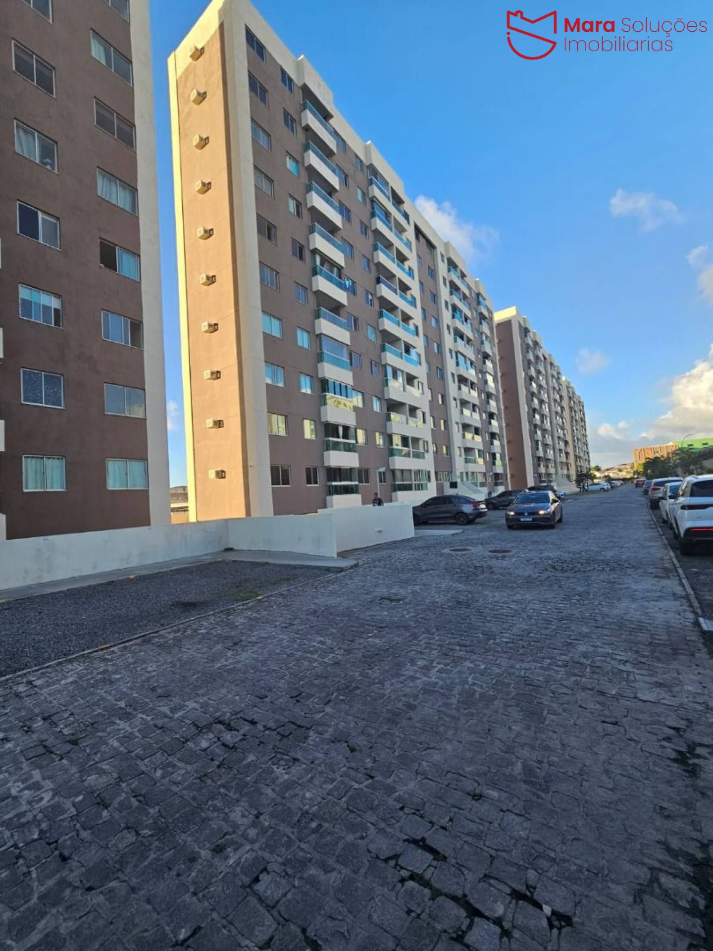 Apartamento 2/4 no Torres do Atlântico – opção mobiliada ou com projetados.