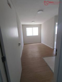 Apartamento Reformado 2/4 no Condomínio Vista do Vale