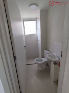 Apartamento Reformado 2/4 no Condomínio Vista do Vale
