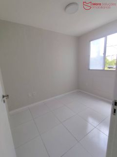 Apartamento Reformado 2/4 no Condomínio Vista do Vale