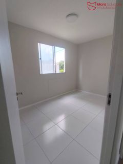 Apartamento Reformado 2/4 no Condomínio Vista do Vale
