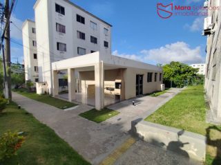 Apartamento Reformado 2/4 no Condomínio Vista do Vale