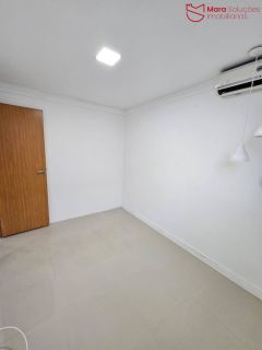 Apartamento 2/4 com planejados e porcelanato para aluguel no Parque Solar das Palmeiras.