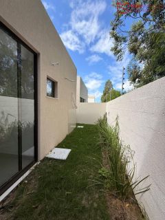 Casa térrea à venda no Condomínio Vila Florença, em Abrantes.