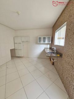 Casa à Venda | 2 Suítes a 300m da Praia de Ipitanga