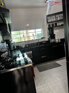 Casa duplex à venda em Vilas do Atlântico