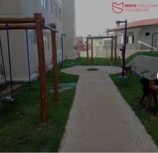 Apartamento 2/4 em Itapuã - Villaggio do Alto.