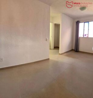 Apartamento 2/4 em Itapuã - Villaggio do Alto.