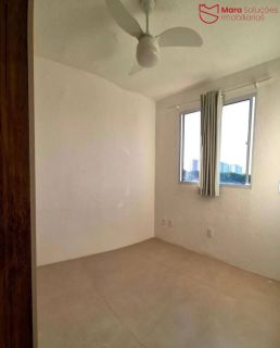 Apartamento 2/4 em Itapuã - Villaggio do Alto.