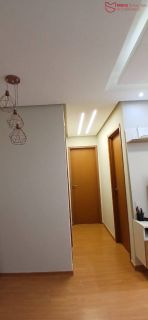 APARTAMENTO 2/4 REFORMADO E SEMI MOBILIADO À VENDA.