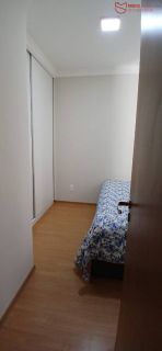 APARTAMENTO 2/4 REFORMADO E SEMI MOBILIADO À VENDA.