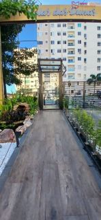 APARTAMENTO 2/4 REFORMADO E SEMI MOBILIADO À VENDA.