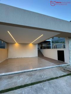 EXCELENTE CASA À VENDA - Alphaville Litoral Norte 3