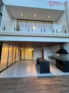 EXCELENTE CASA À VENDA - Alphaville Litoral Norte 3