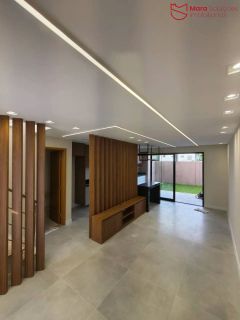 Casa em Buraquinho com Projetados | Condomínio New Joanes