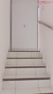 Casa com projetados em condomínio fechado em Abrantes - LOCAÇÃO