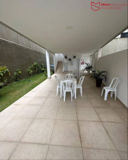 Seu novo lar em Buraquinho espera por você!
