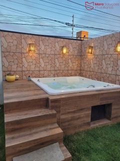 Casa Mobiliada com 5 Quartos para Locação no Condomínio Flor de Lis | Miragem | Energia Solar | Jacuzzi