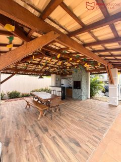 Casa Mobiliada com 5 Quartos para Locação no Condomínio Flor de Lis | Miragem | Energia Solar | Jacuzzi