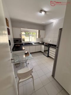 Casa Mobiliada com 5 Quartos para Locação no Condomínio Flor de Lis | Miragem | Energia Solar | Jacuzzi