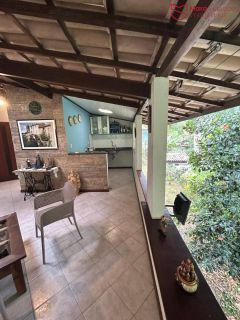 Casa com 3 Quartos à Venda no Condomínio Encontro das Águas | Terreno de 3.441 m² | Pomar | R$ 1.690.000
