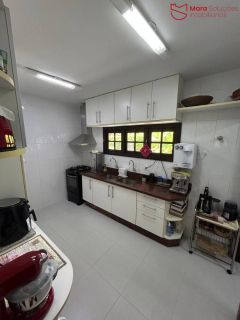 Casa com 3 Quartos à Venda no Condomínio Encontro das Águas | Terreno de 3.441 m² | Pomar | R$ 1.690.000