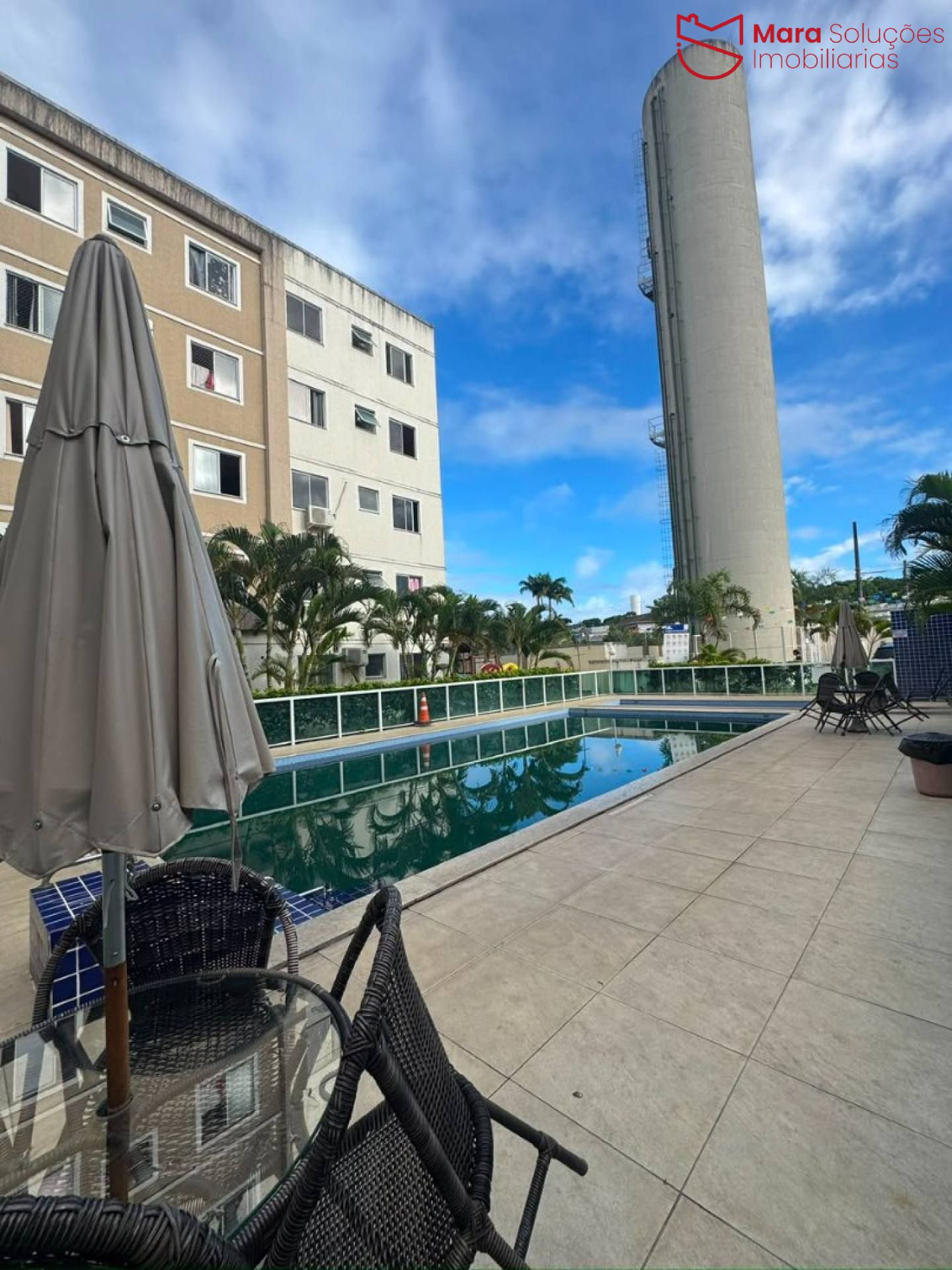 Apartamento Térreo 2 Quartos Porteira Fechada no Parque Solar dos Coqueiros | Totalmente Mobiliado | R$ 175 Mil