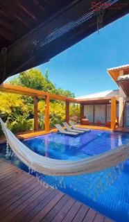 Casa de Alto Padrão com 4 Suítes no Condomínio Ilha dos Pássaros – Praia do Forte